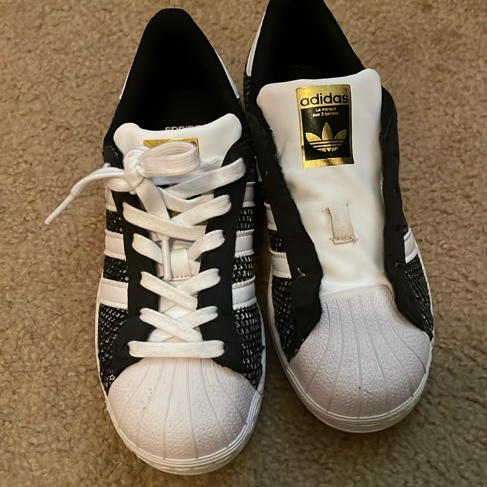 Adidas Superstar Camo Sneakers Boys Size 3.5 Core Black Athletic Shoes EUC